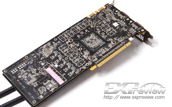 Zotac GeForce GTX 580 с системой водянного охлаждения