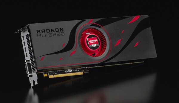 Официальные фотографии AMD Radeon HD 6990